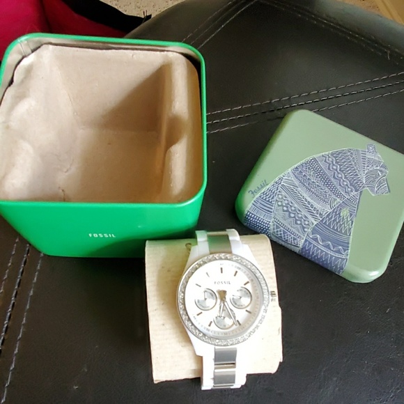 Fossil Watch - Picture 3 of 6